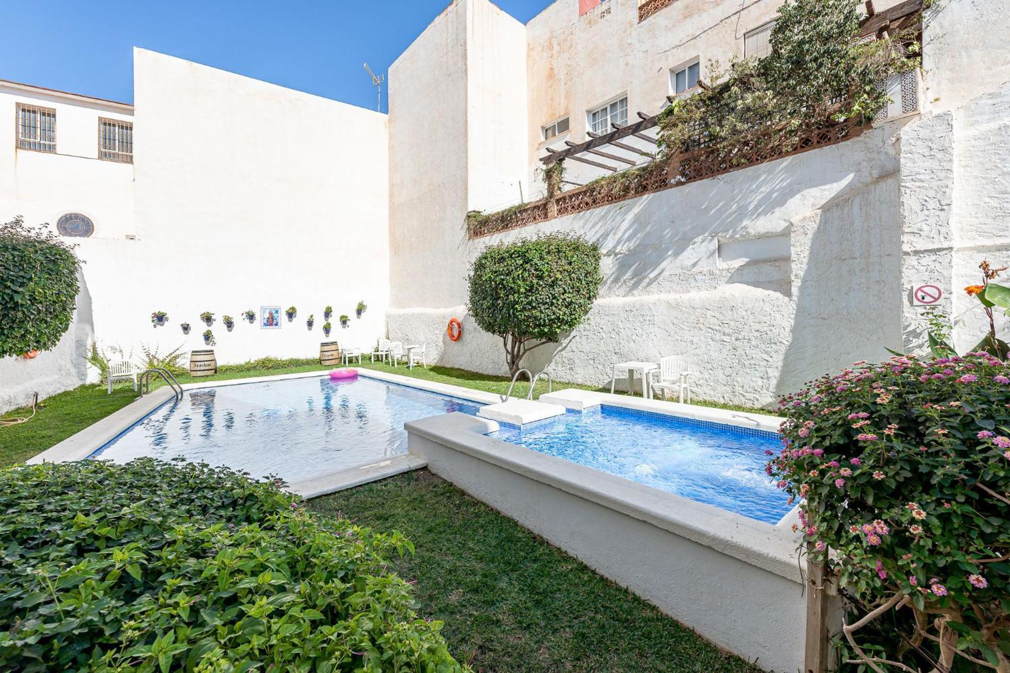 797 Holiday Rentals - Piso Para 3 En La Carihuela Con Piscina Torremolinos Exterior photo